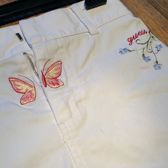 Guess white jean skirt - Picture 2 of 5